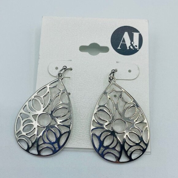 A&I Silvertone Open Work Teardrop Hook Earrings New - Picture 1 of 3